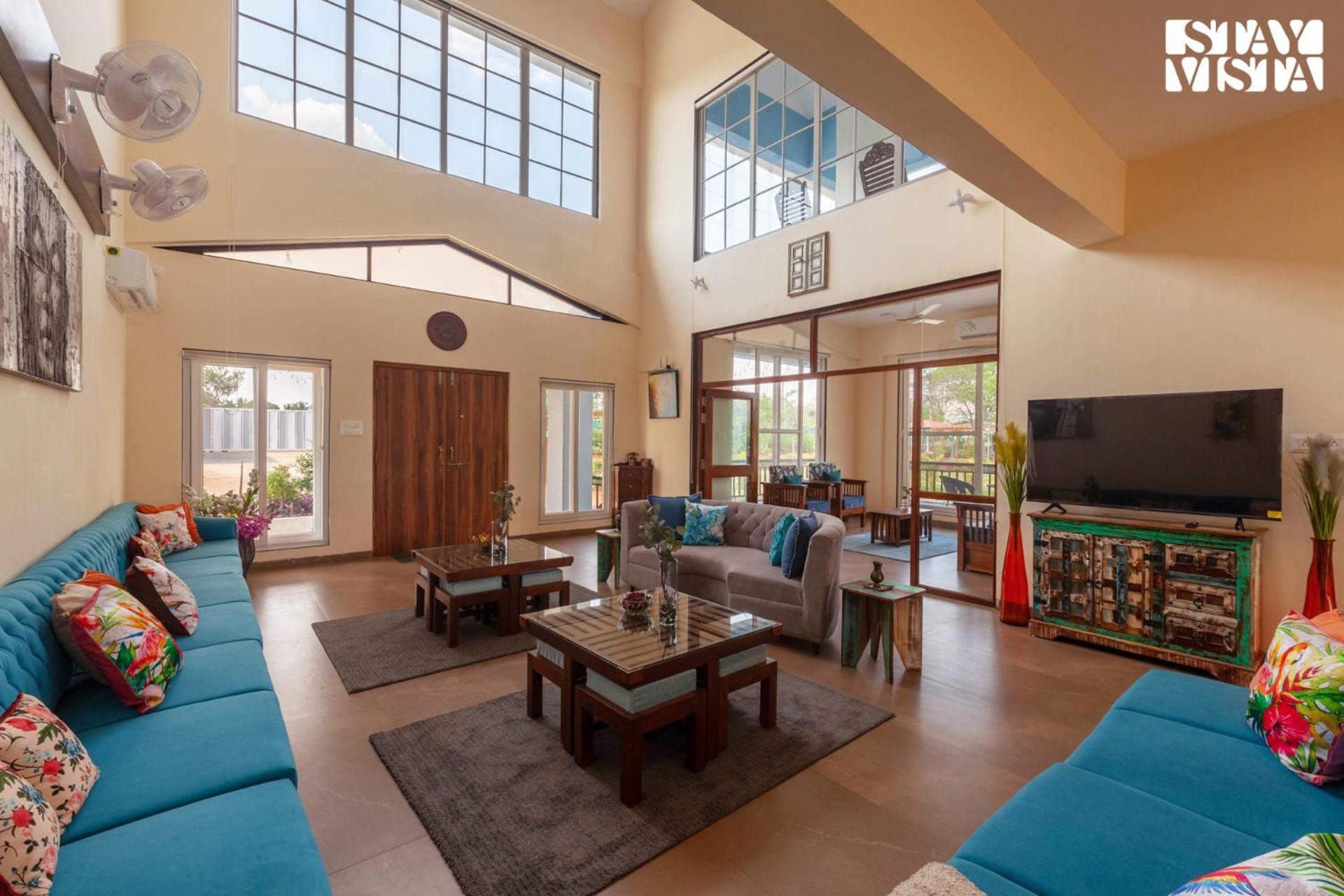Stayvista'S Hillside Meadows - Mountainside Retreat With Farm View, Pool & Deck, Lawn & Gazebo Chinchavli ภายนอก รูปภาพ