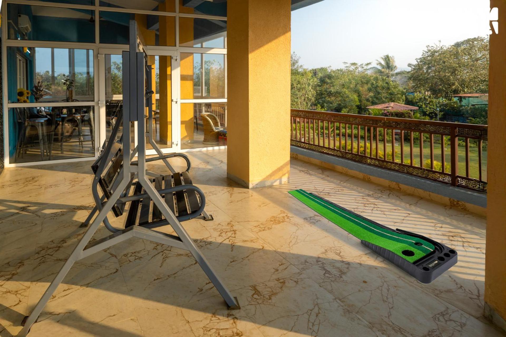 Stayvista'S Hillside Meadows - Mountainside Retreat With Farm View, Pool & Deck, Lawn & Gazebo Chinchavli ภายนอก รูปภาพ